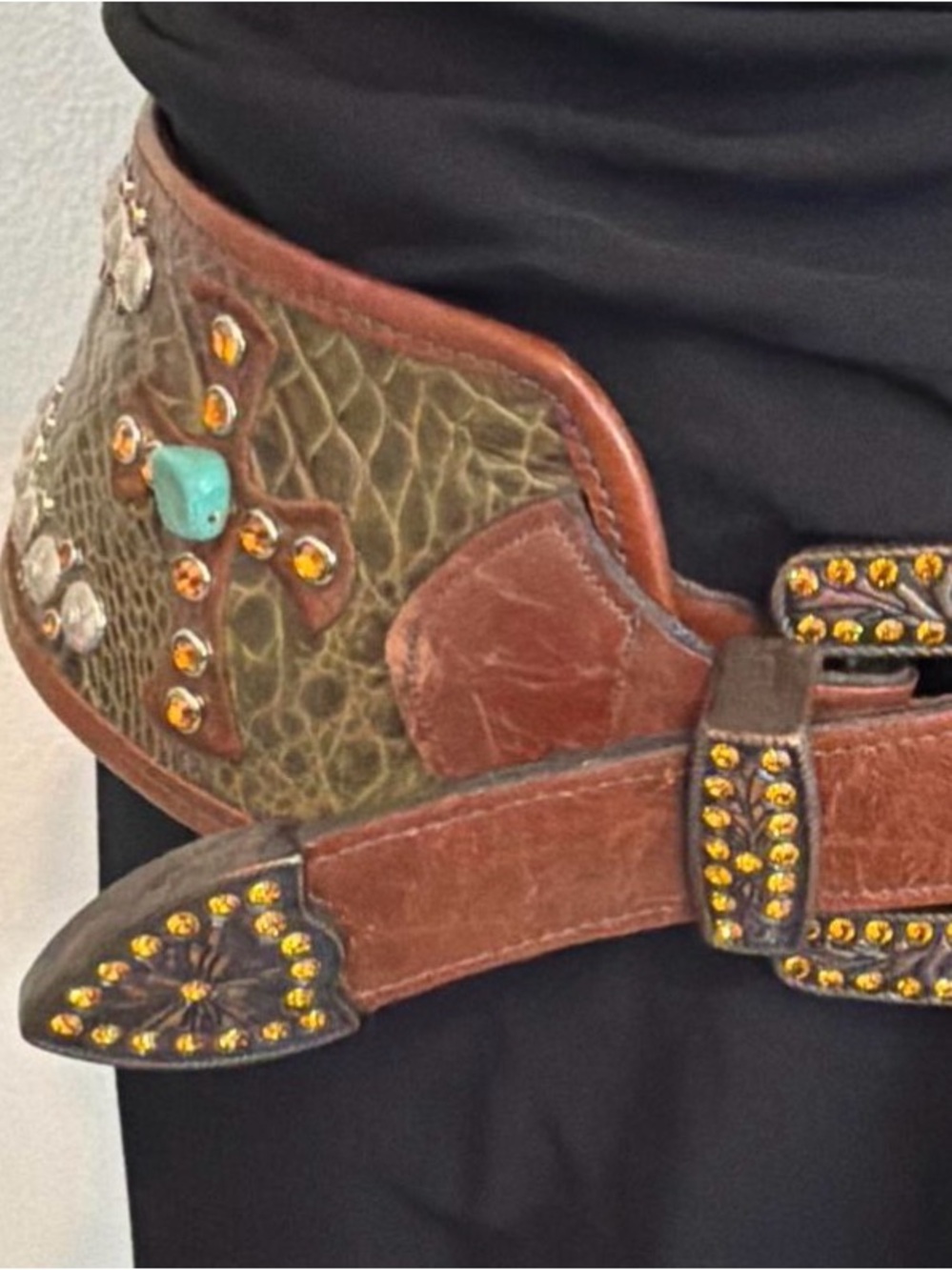 Kurtmen leather alligator belt studs crystals turquoise cross statement belt - Picture 8 of 16